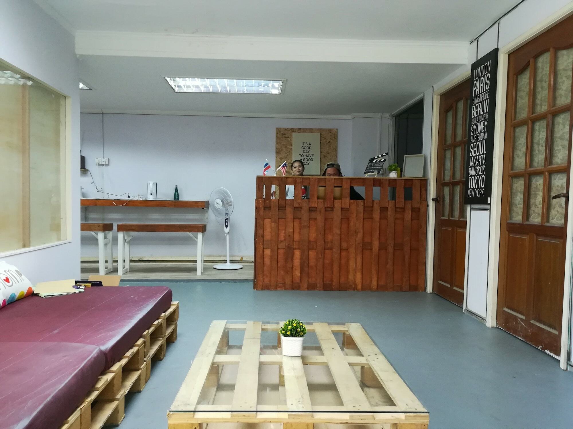 Get Inn Backpackers Kota Kinabalu Exterior photo