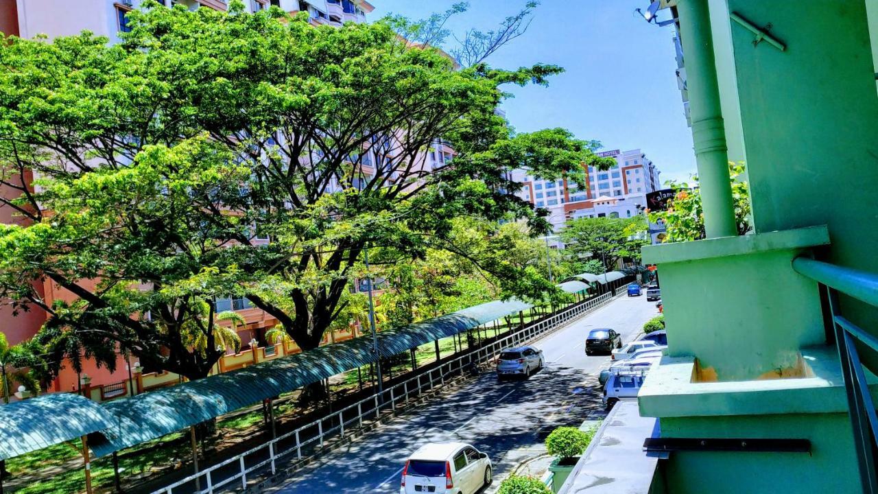 Get Inn Backpackers Kota Kinabalu Exterior photo